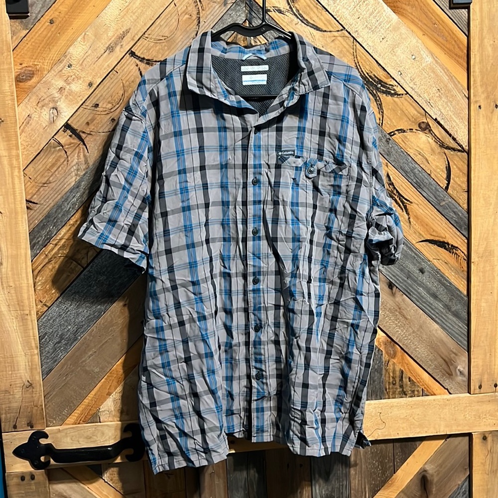 Columbia Omni-shade button down